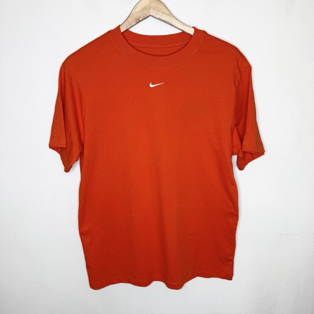 The Nike Essential Tee Shirt T-Shirt Orange Loose Fit Athletic Womens XS